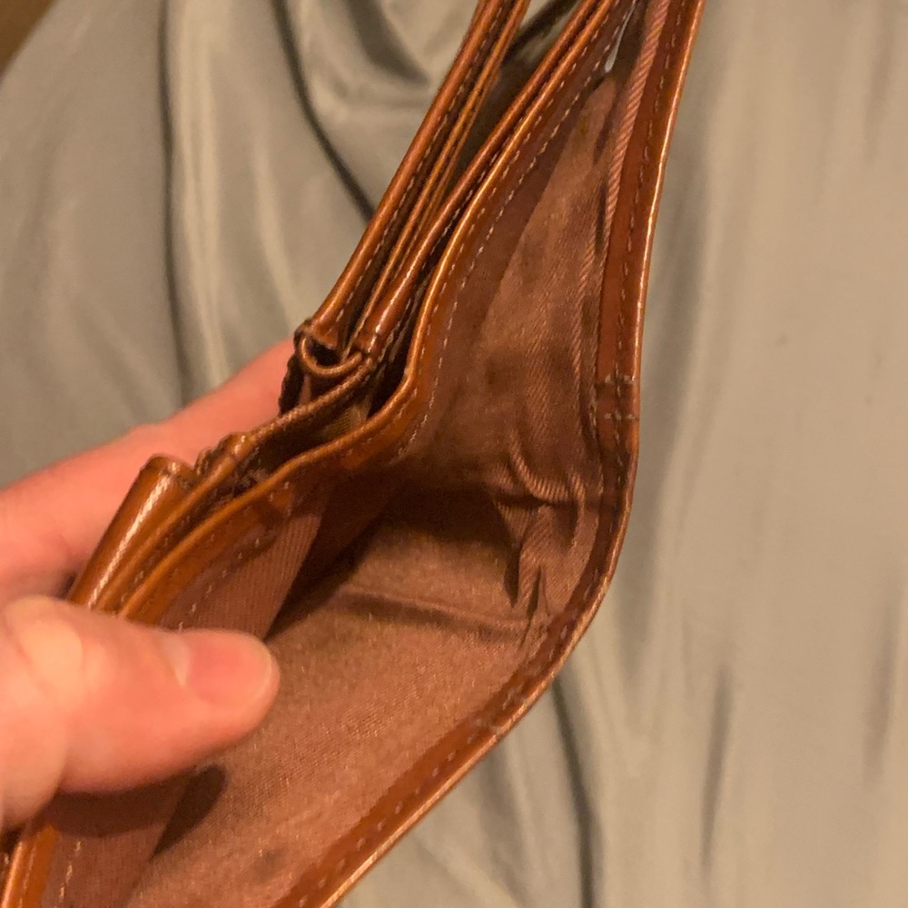 Danier Wallet Bundle - Picture 9 of 11